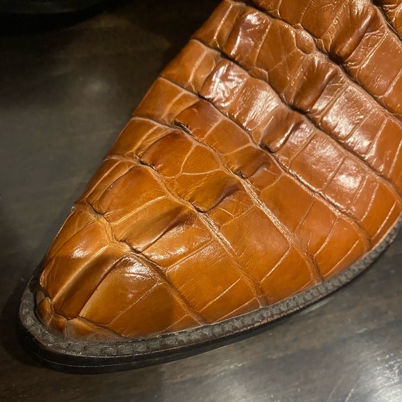 Lucchese Handmade Alligator Tail Cowboy Boots - Picture 8 of 13